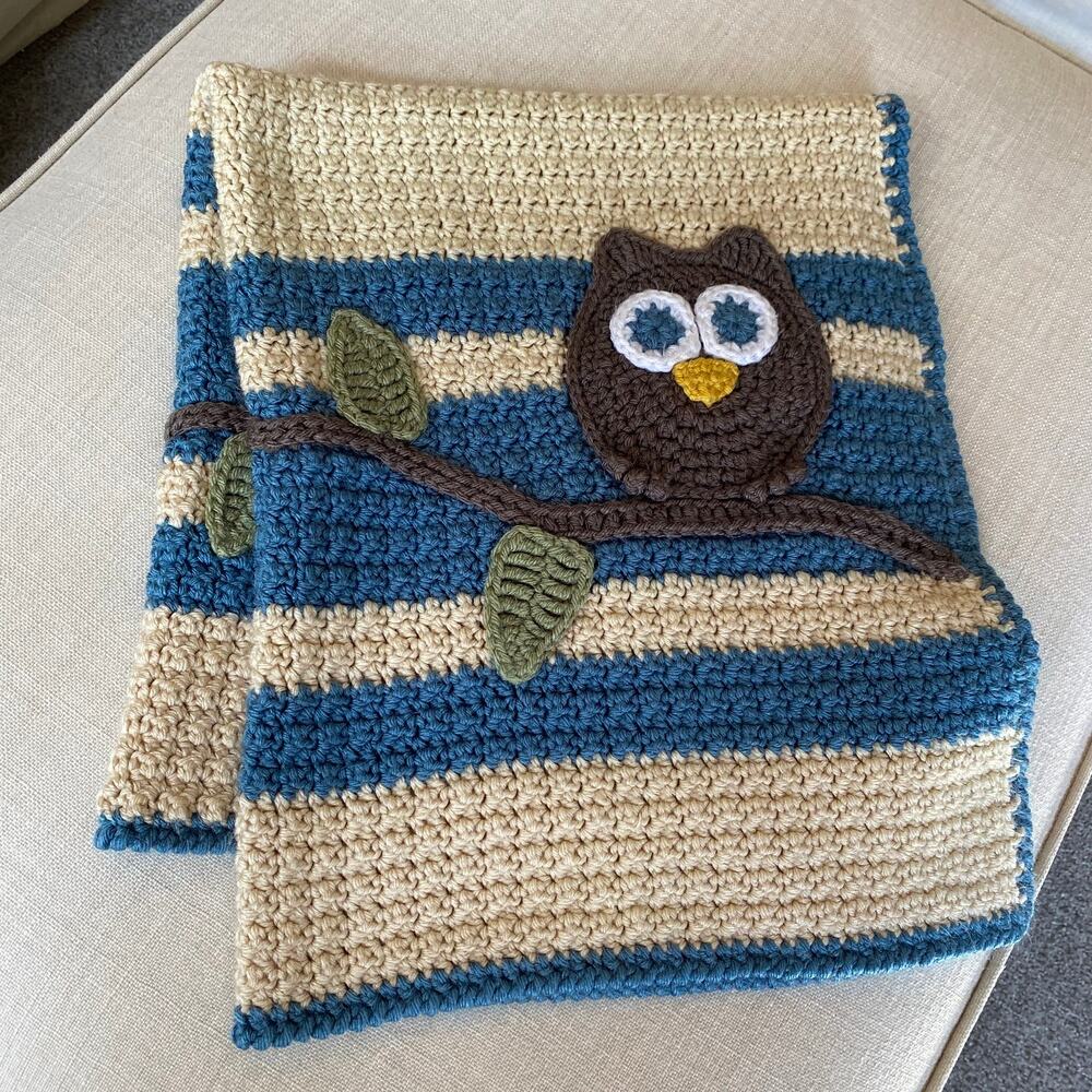 Handmade Crochet Owl Crib Throw Blanket, Ivory, Blue 30 x 36, NWOT